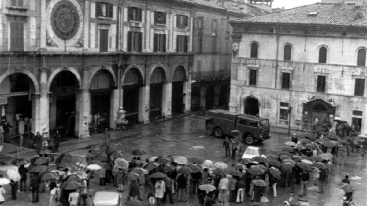 Piazza della Loggia: 51 anni dopo, le ombre del fascismo di ieri e di oggi