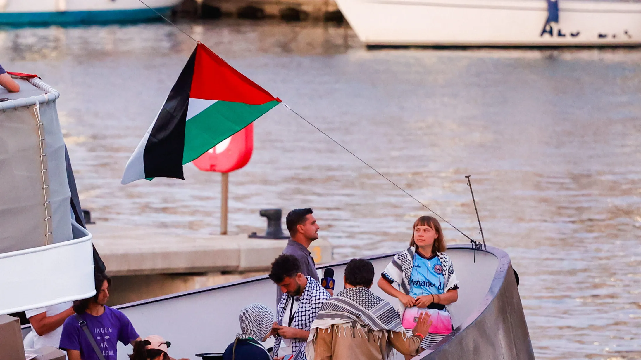 La Sumud Flotilla è ora a sud della Sardegna. Nel frattempo arriva la risposta di Israele.