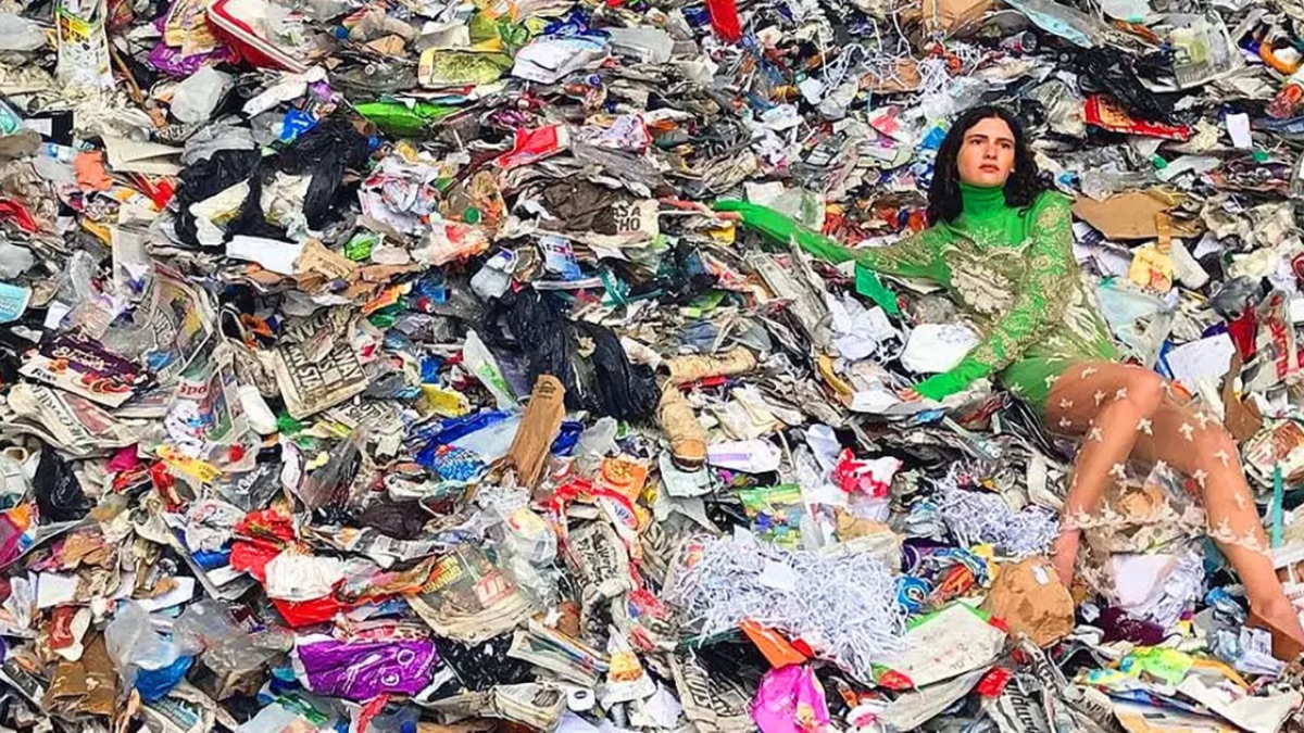 Bottle to textile: scelta saggia o problematica? I capi "green" rilasciano fino al 55% di microplastiche in più