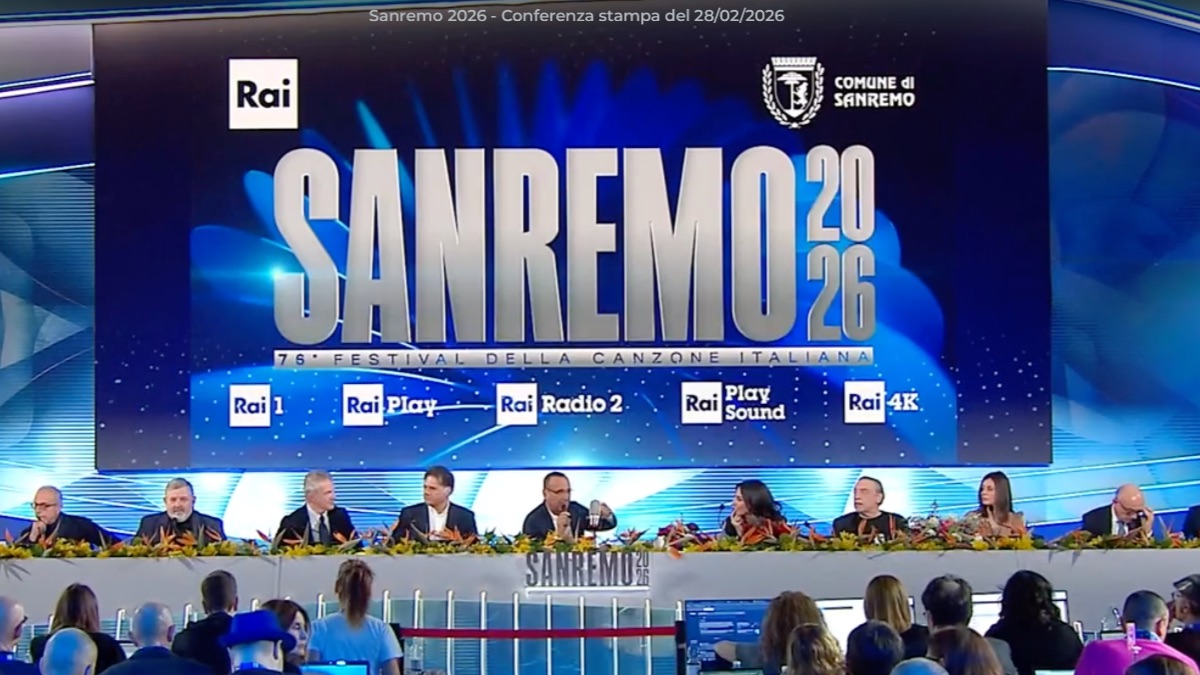 Gran finale all’Ariston: musica, impegno e attesa per il podio